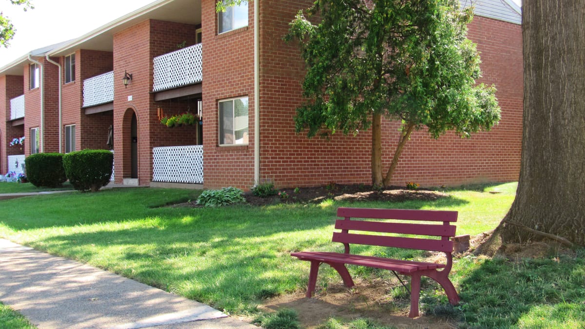 Mechanicsburg Aprtment Rentals Delbrook Manor Photos